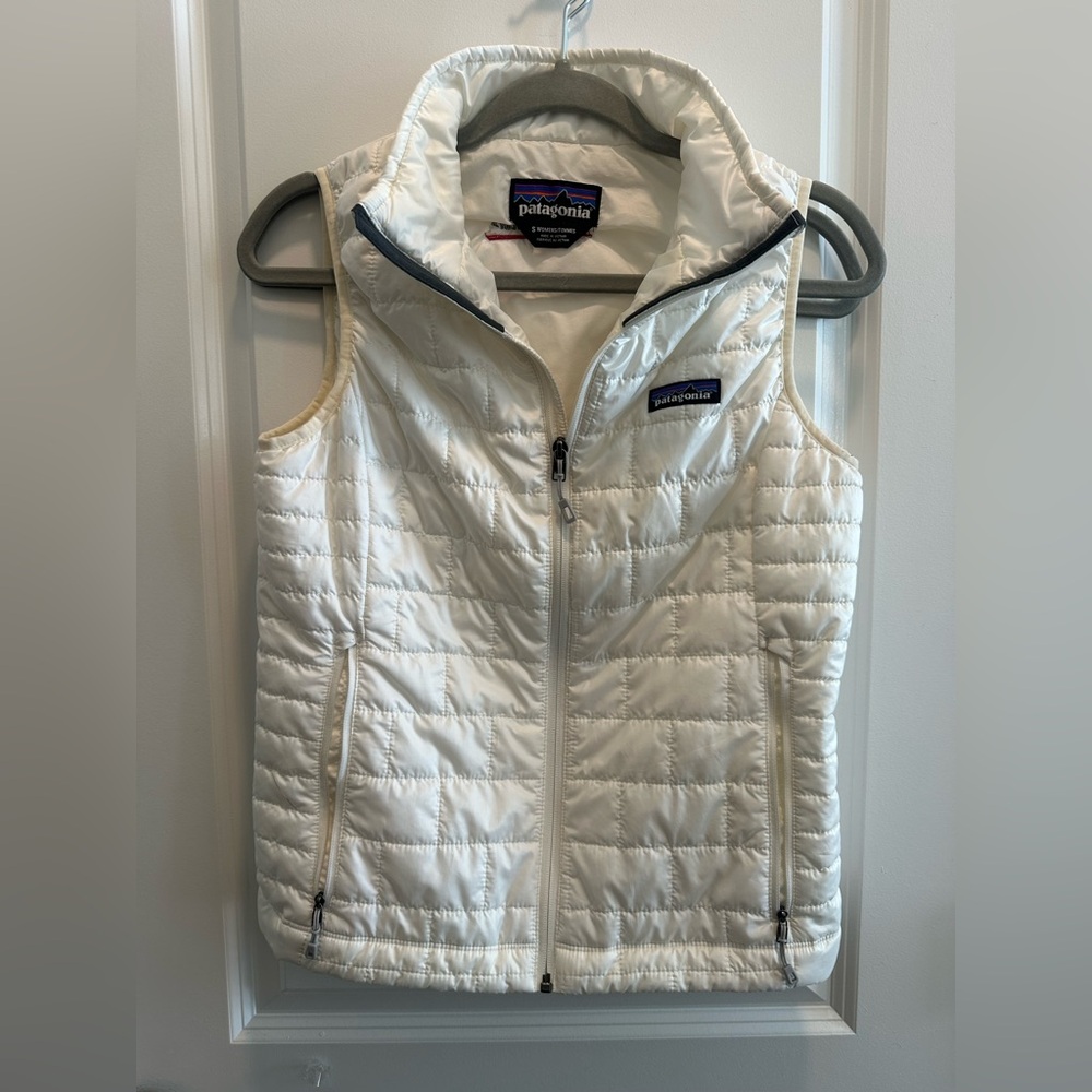 Patagonia White Quilted Down-Style Vest